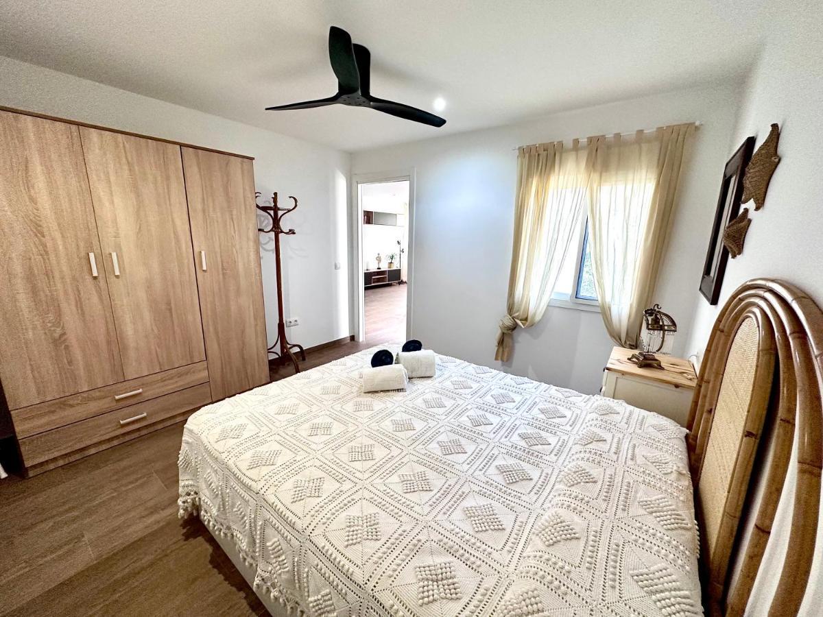 Appartamento Apartamento La Cala Del Moral Sol Y Mar Esterno foto